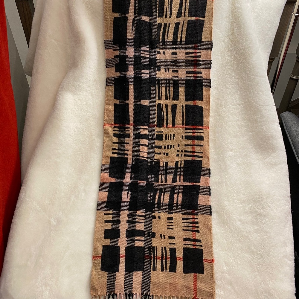 Authentic Burberry reversible 100% extra fine merino wool scarf